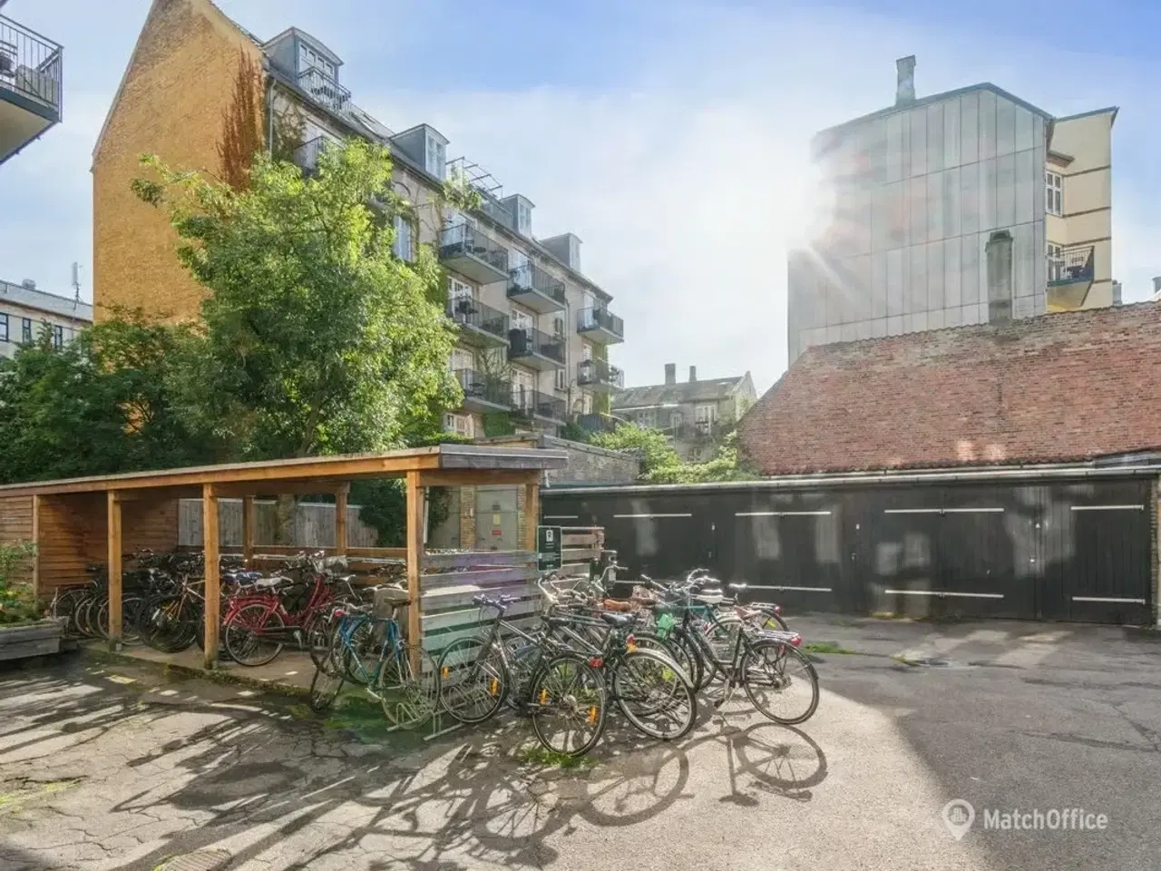 Billede 1 - Garage 1 til leje på H. C. Ørsteds Vej 12. Frederiksberg