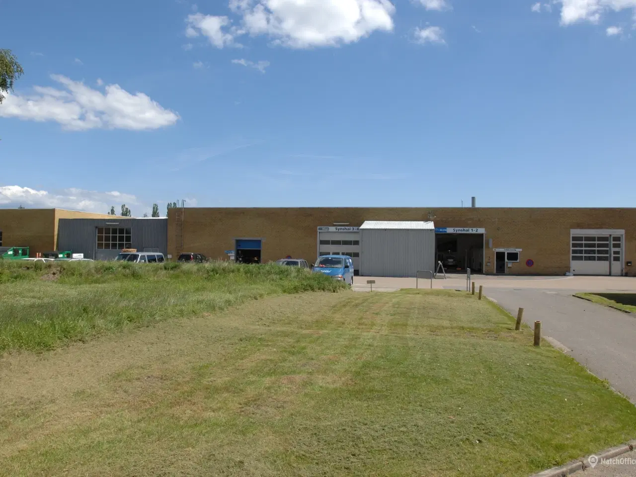 Billede 1 - Centralt beliggende højloftet lager i Køge tæt ved motorvejsafkørsel 32