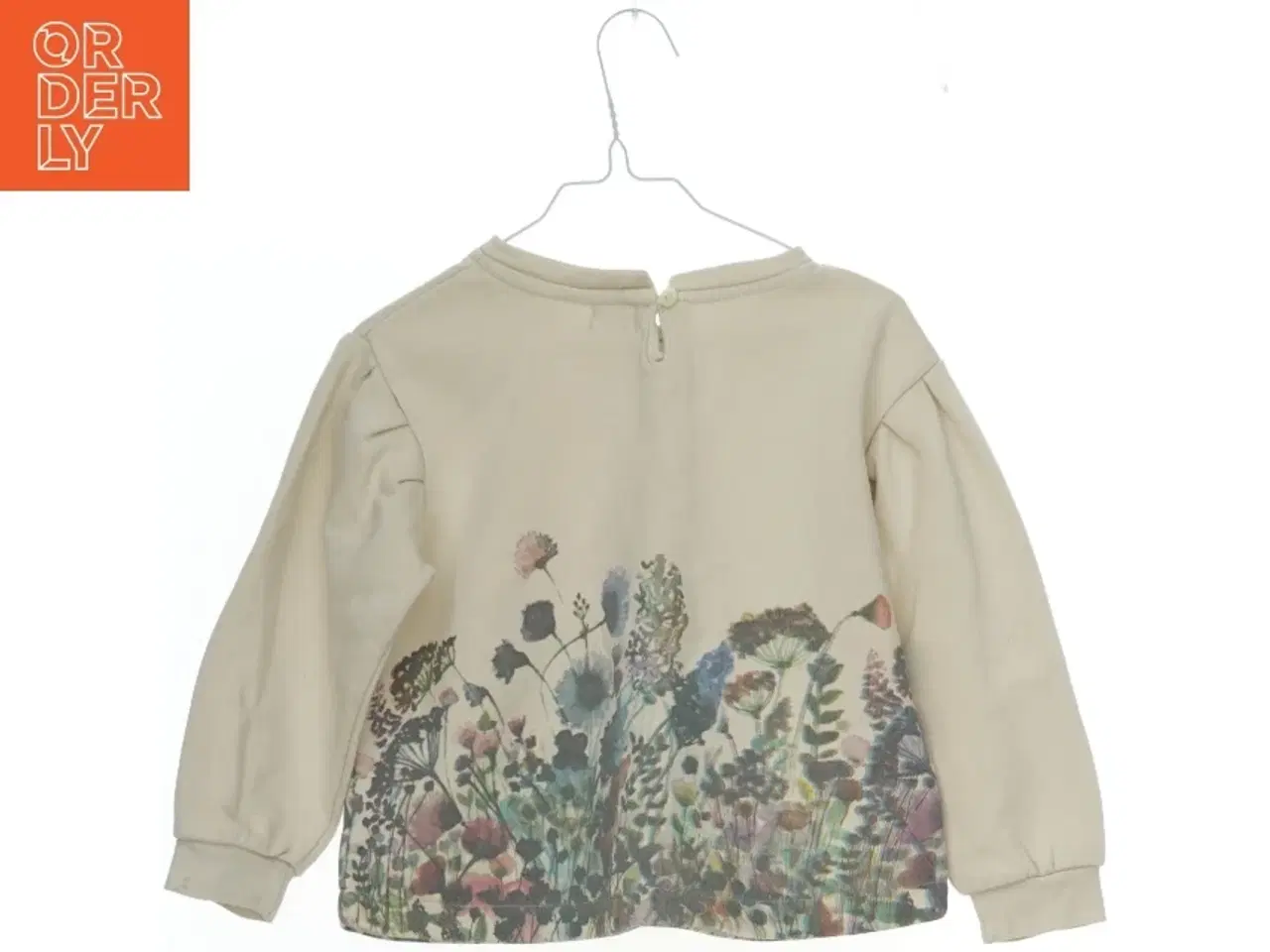 Billede 2 - Børnetrøje med blomsterprint fra Mini A Ture (str. 110)