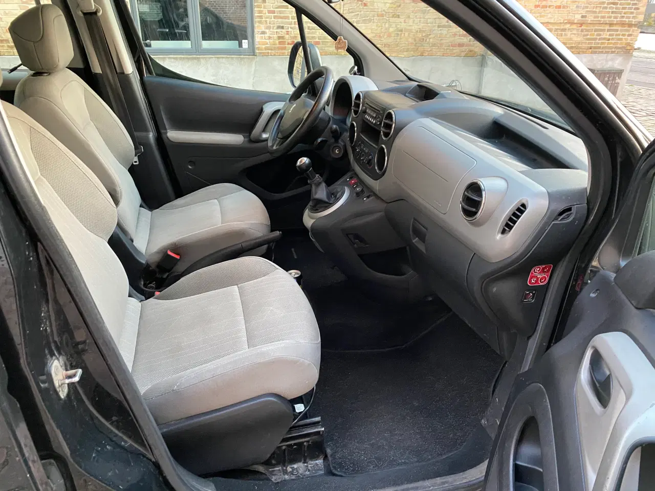 Billede 17 - Peugeot Partner Tepee 1.6 hdi – Nysynet,