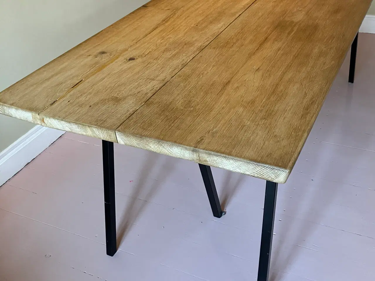 Billede 1 - Spisebord massiv eg