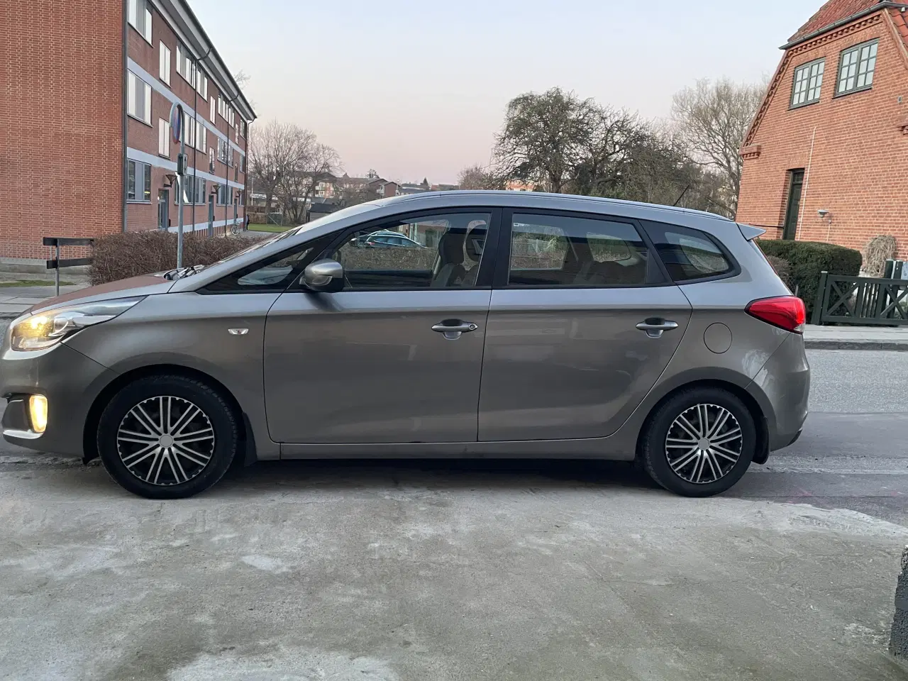 Billede 18 - Kia Carens 115 hk Diesel 1,7  (7 personer)  