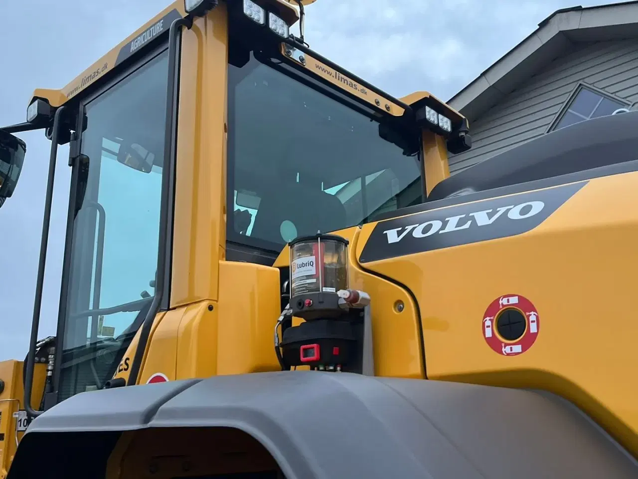 Billede 13 - Volvo L 70 H H2 BEMÆRK MED GARANTI FRA VOLVO FREM TIL DEN 18.6.2026. AGRICULTURE DK-maskine med lang arm, Co-Pilot & med 750mm Michelin MEGA X BIB hjul.