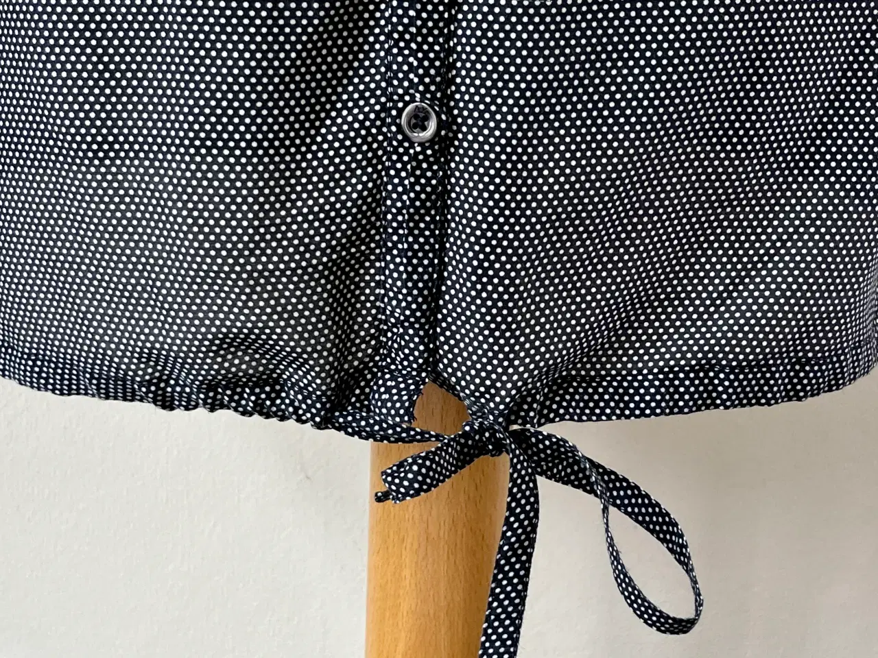 Billede 3 - Armani, bluse, str L