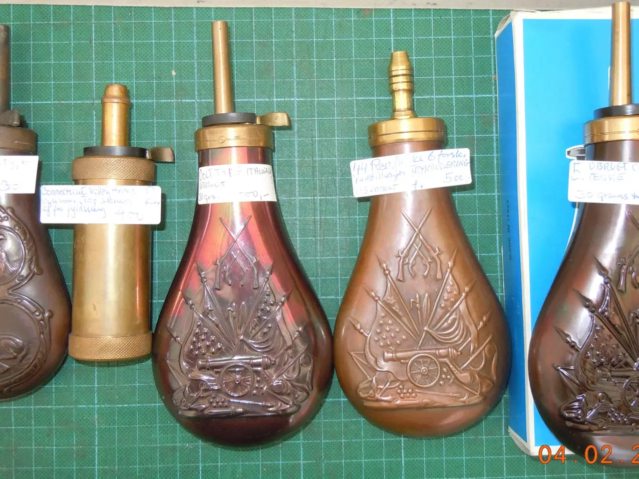Billede 1 - Krudtflasker, Messing, Kobber, Krudthorn.