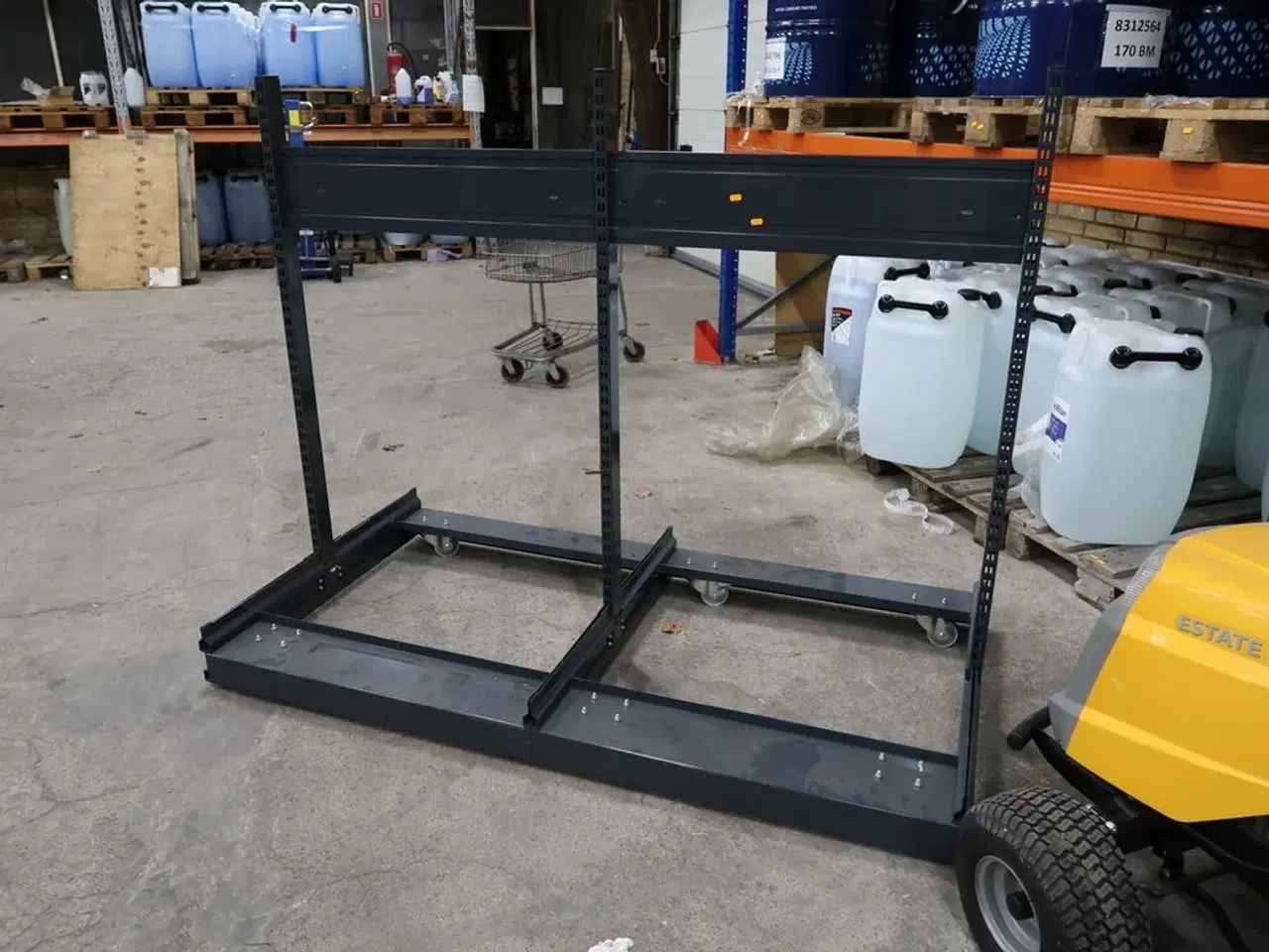 Billede 1 - Butiksreol