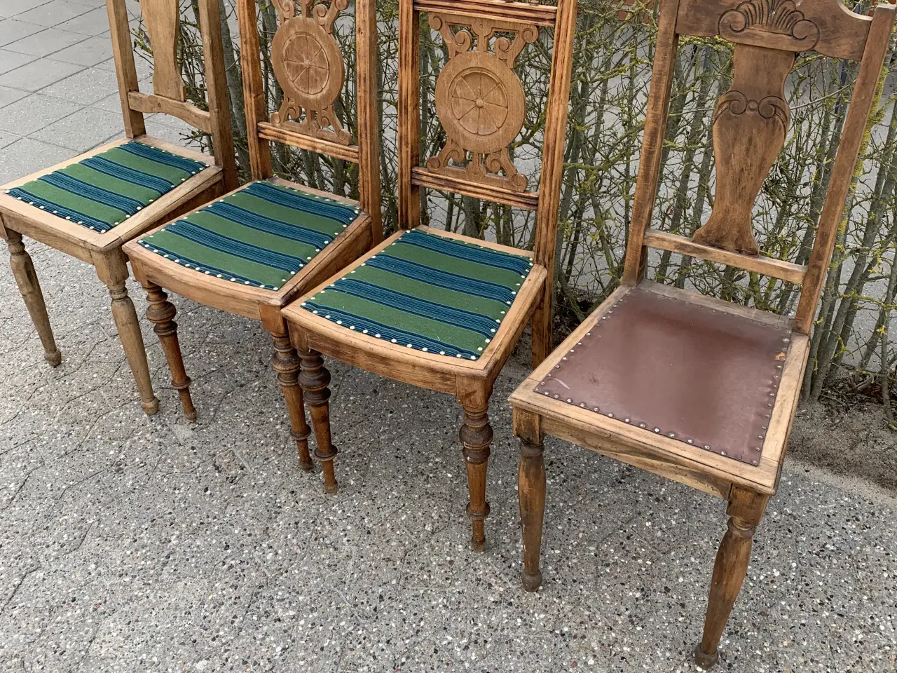 Billede 3 - Stole meget gamle