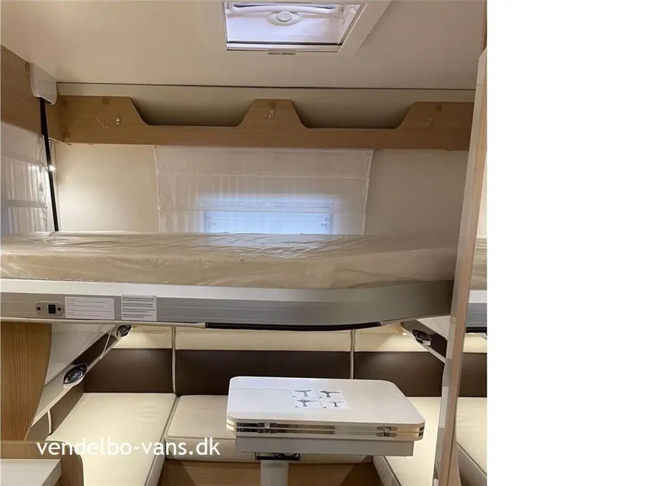 Billede 9 - 2022 - McLouis Mc4 230 Panoramic 180   Rundsiddegruppe bagerst - kortere end de fleste