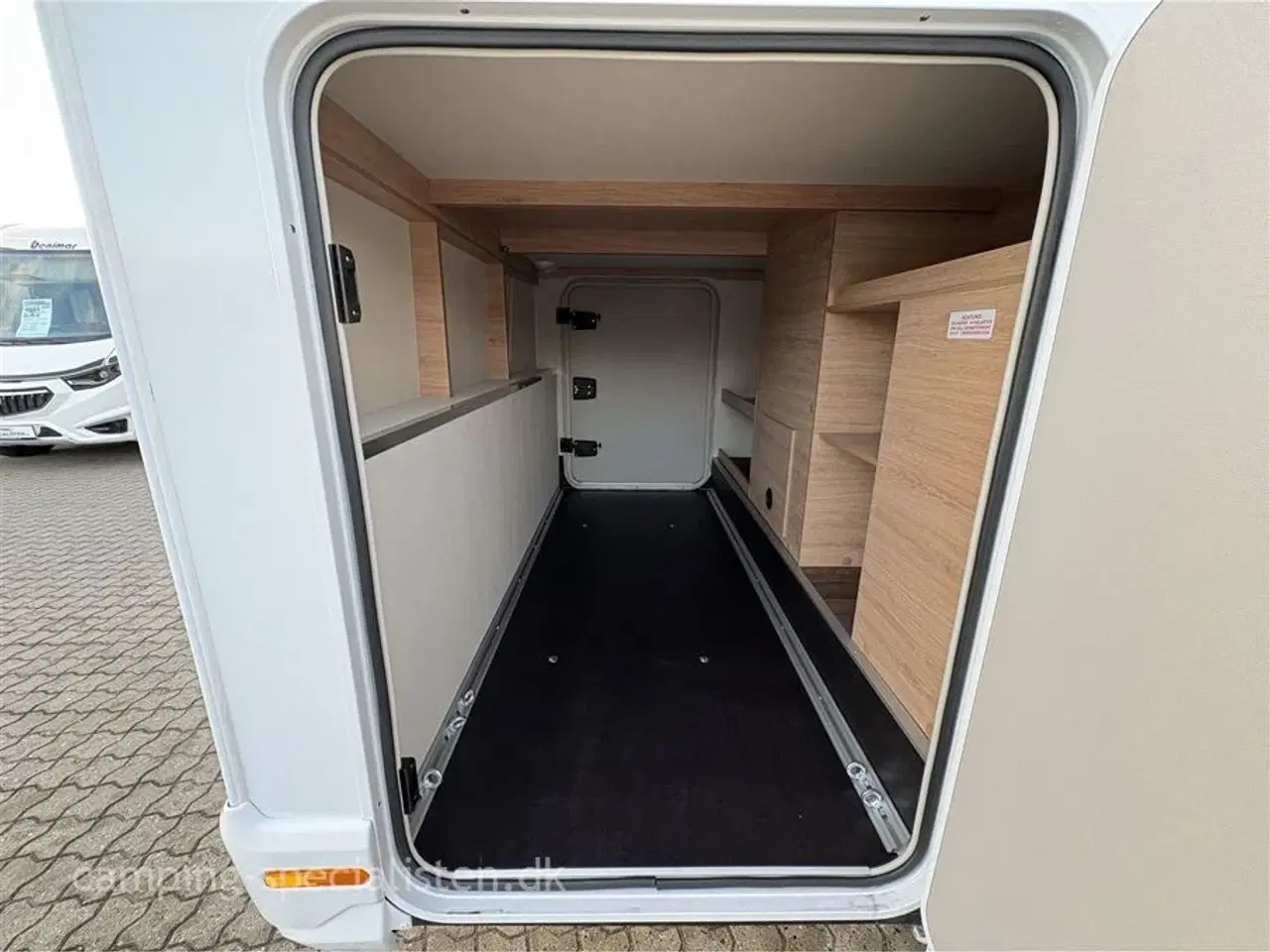 Billede 4 - 2026 - Knaus L!VE I 650 MEG    Knaus L!VE I 650 MEG 2026 kan snart ses hos Camping-Specialisten Silkeborg