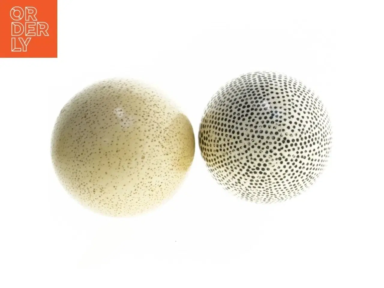Billede 3 - Dekorative æg med prikker (str. 17 cm. 2 styk)