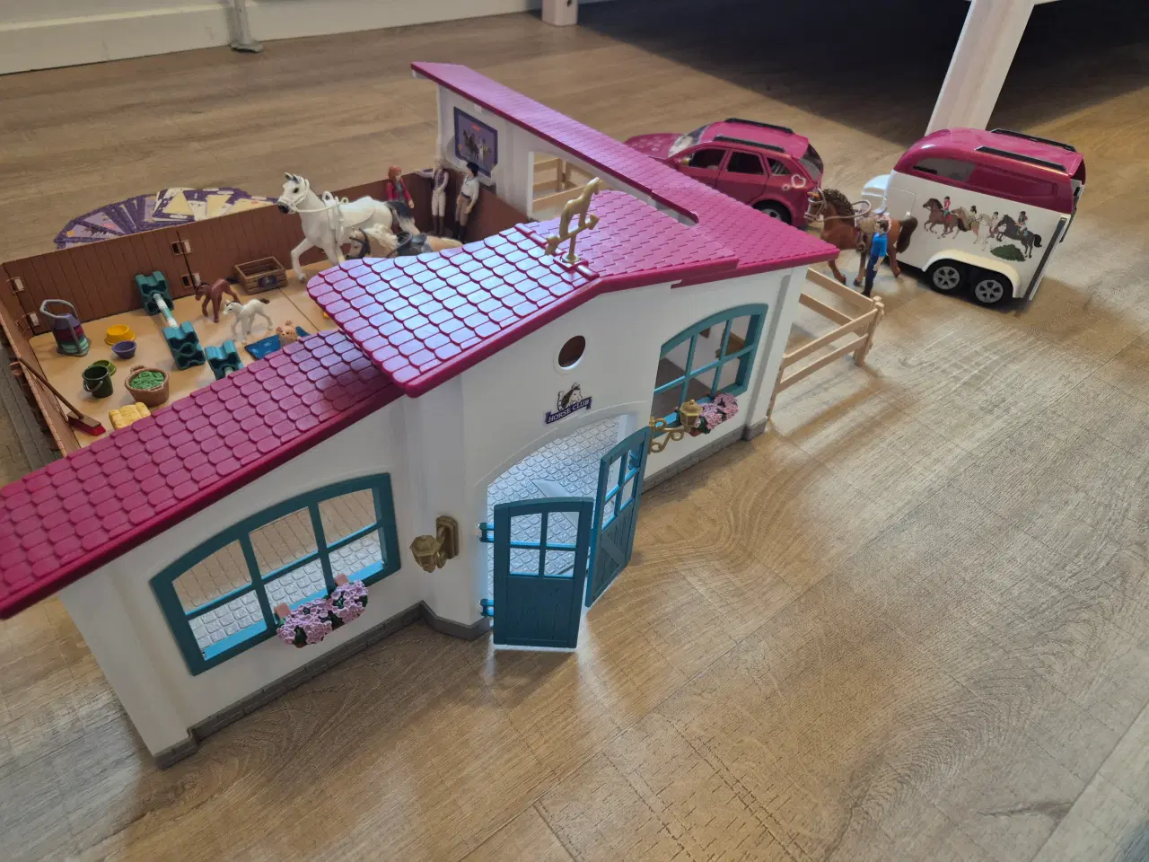 Billede 1 - Schleich Horse Club Ridehal + Schleich Horse Club 