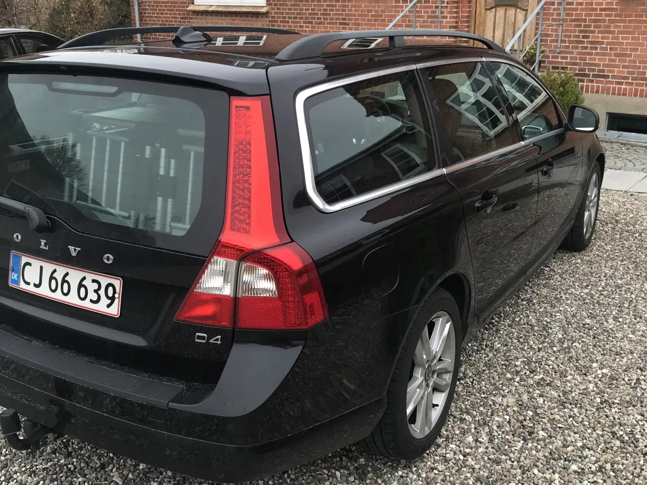 Billede 1 - Skal ses flot Volvo v70 D4 med oliefyr 