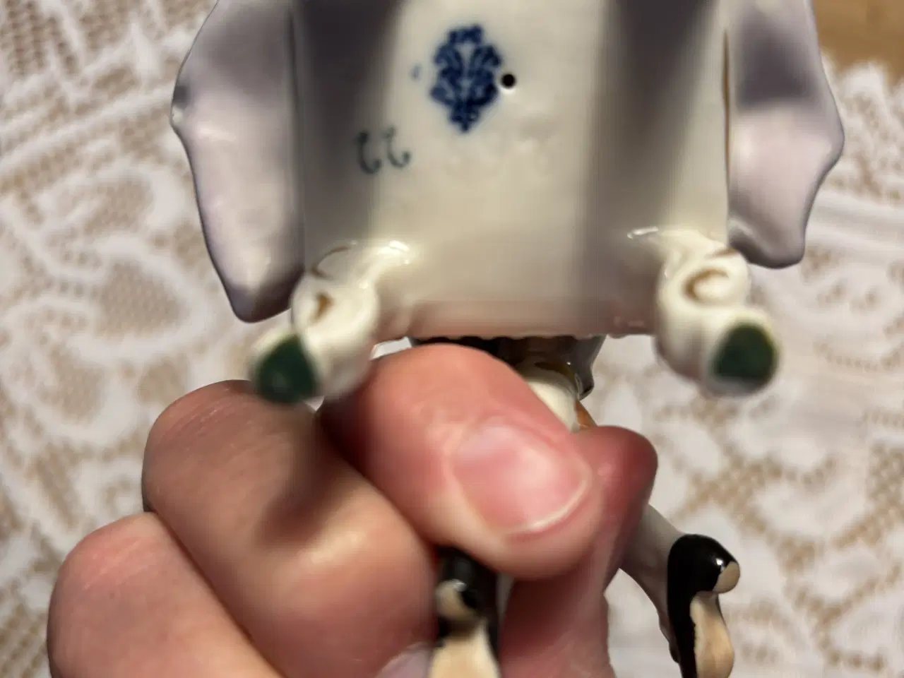 Billede 3 - Siddende mand spiller fløjte måler 13 cm