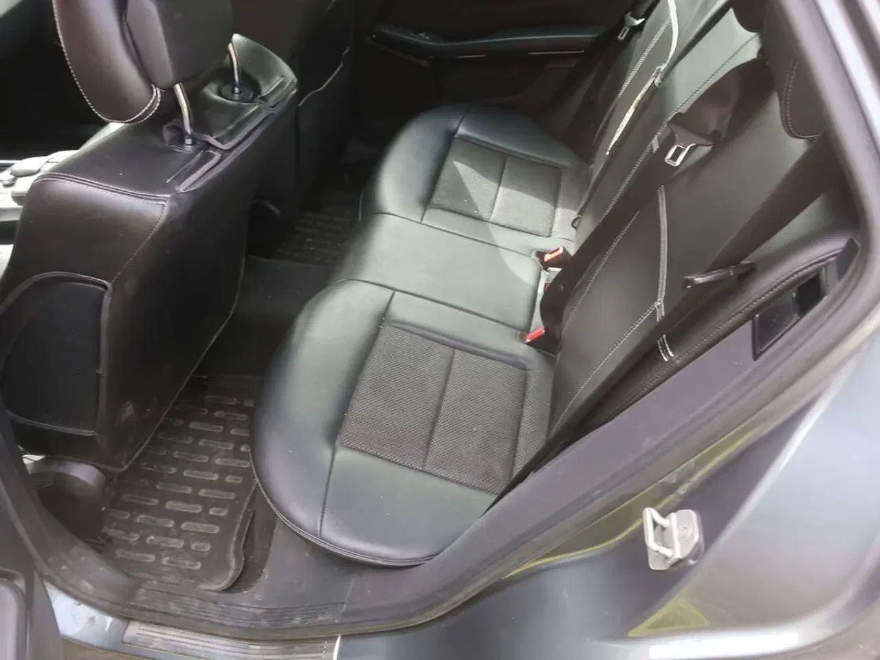 Billede 12 - Personbil MERCEDES E220 Bluetec diesel (momsfri)