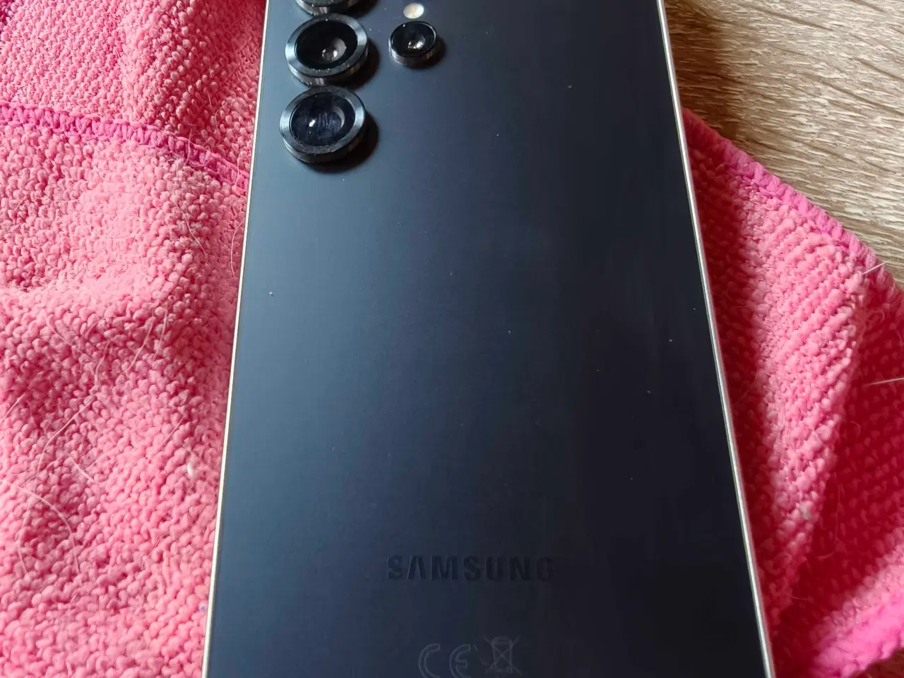 Billede 2 - Velholdt Galaxy s25 Ultra 