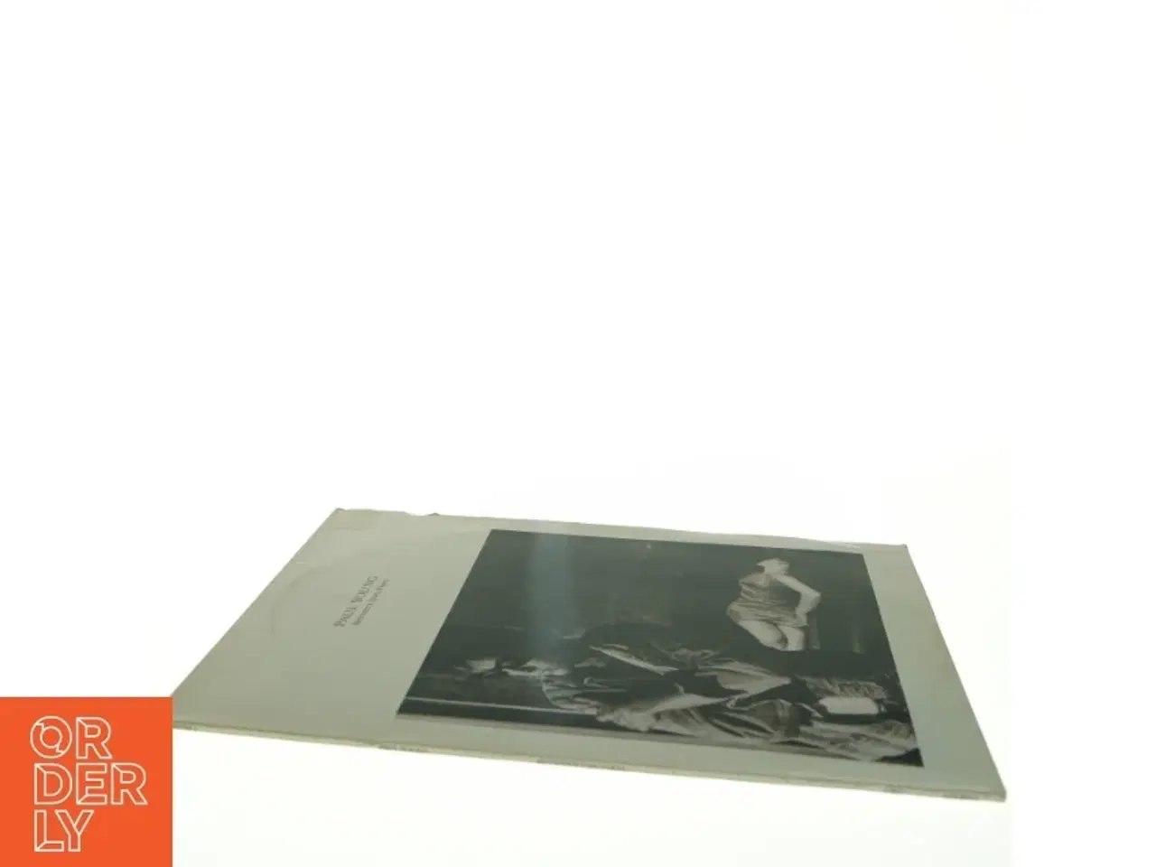 Billede 3 - Paul Young - Between Two Fires LP fra CBS Records (str. 31 x 31 cm)