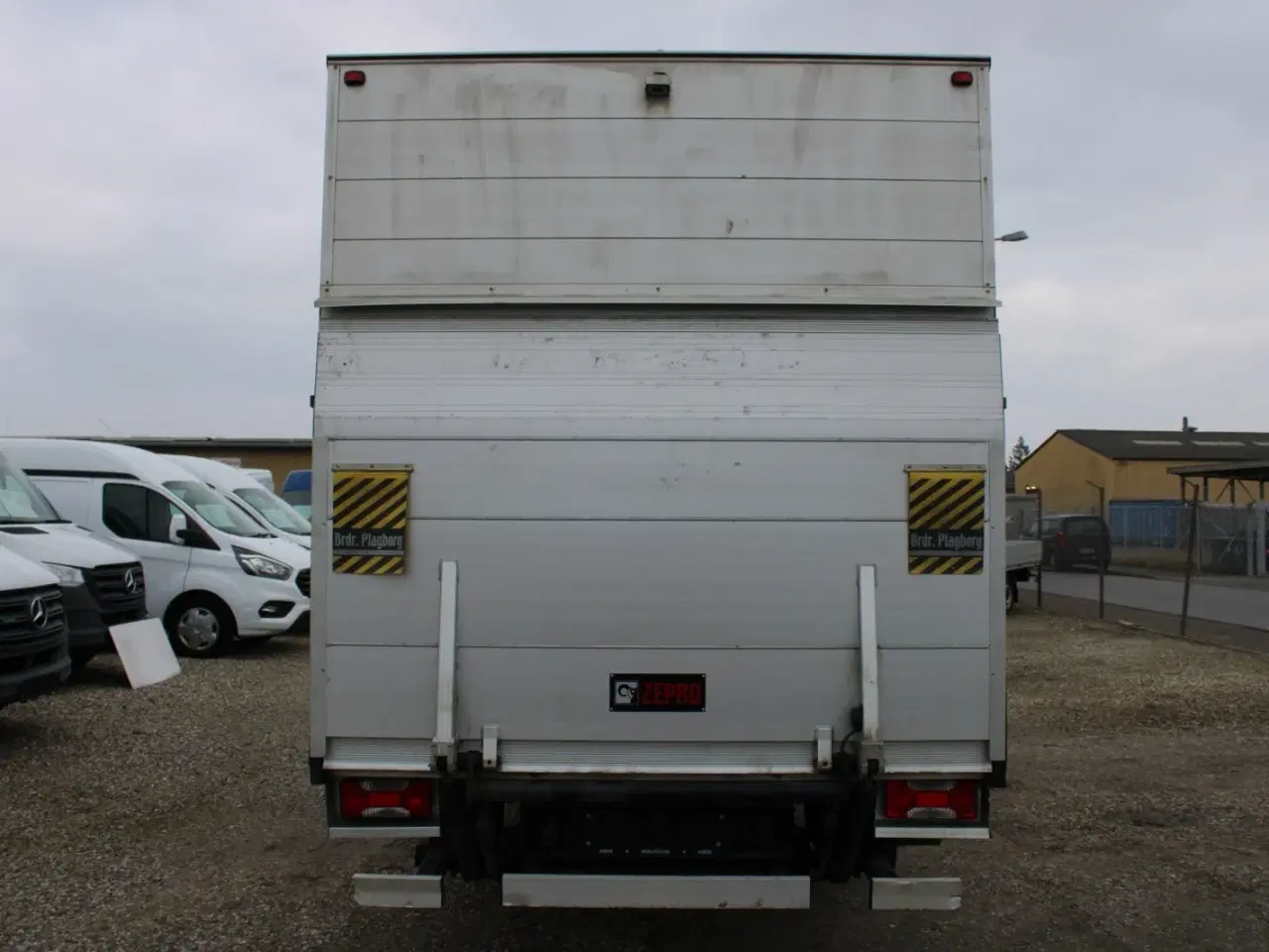 Billede 9 - Iveco Daily 2,3 35S14 Alukasse m/lift AG8