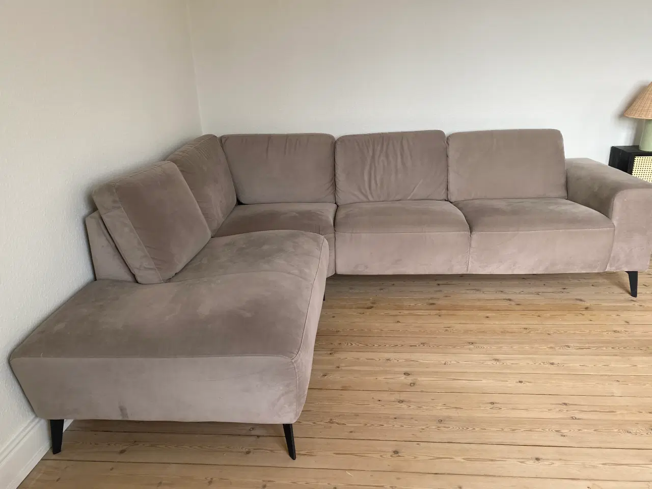 Billede 1 - Beige sofa med chaiselong