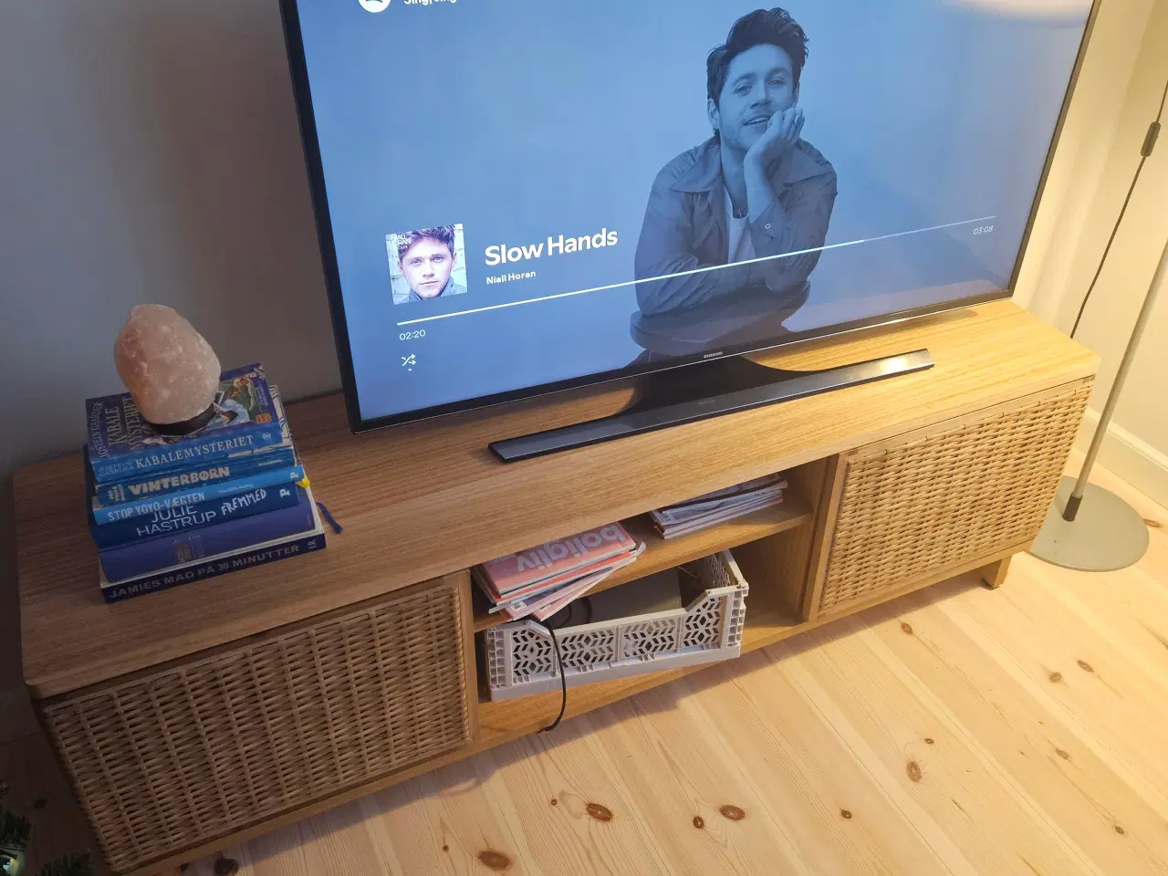 Billede 2 - TV bord fra IKEA 