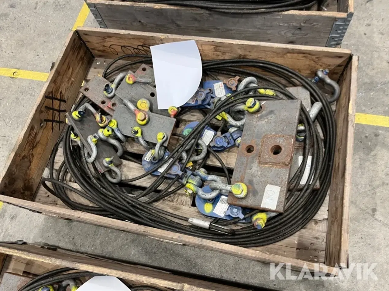 Billede 7 - Assorteret wire og Kasteblokke 6 paller