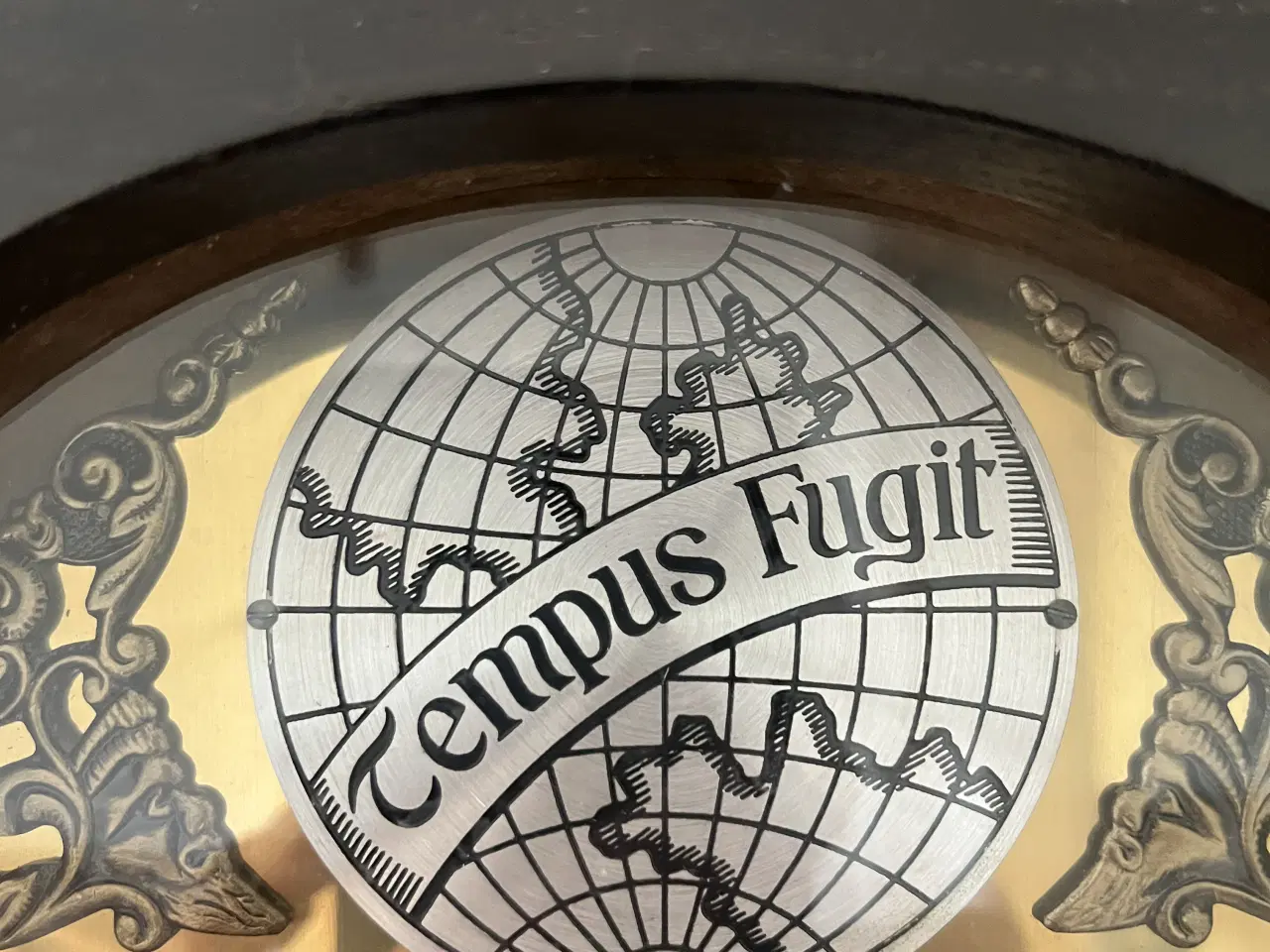 Billede 4 -  Flot standur i klassisk design – fungerer som det