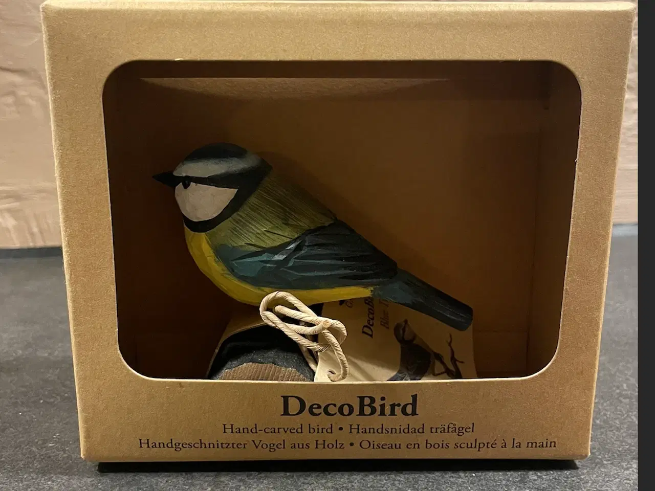 Billede 2 - Blåmejse håndskåret træfugl