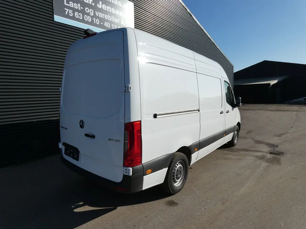 Billede 4 - Mercedes-Benz Sprinter 317 2,0 CDI A2 H2 RWD 9G-Tronic 170HK Van Aut.