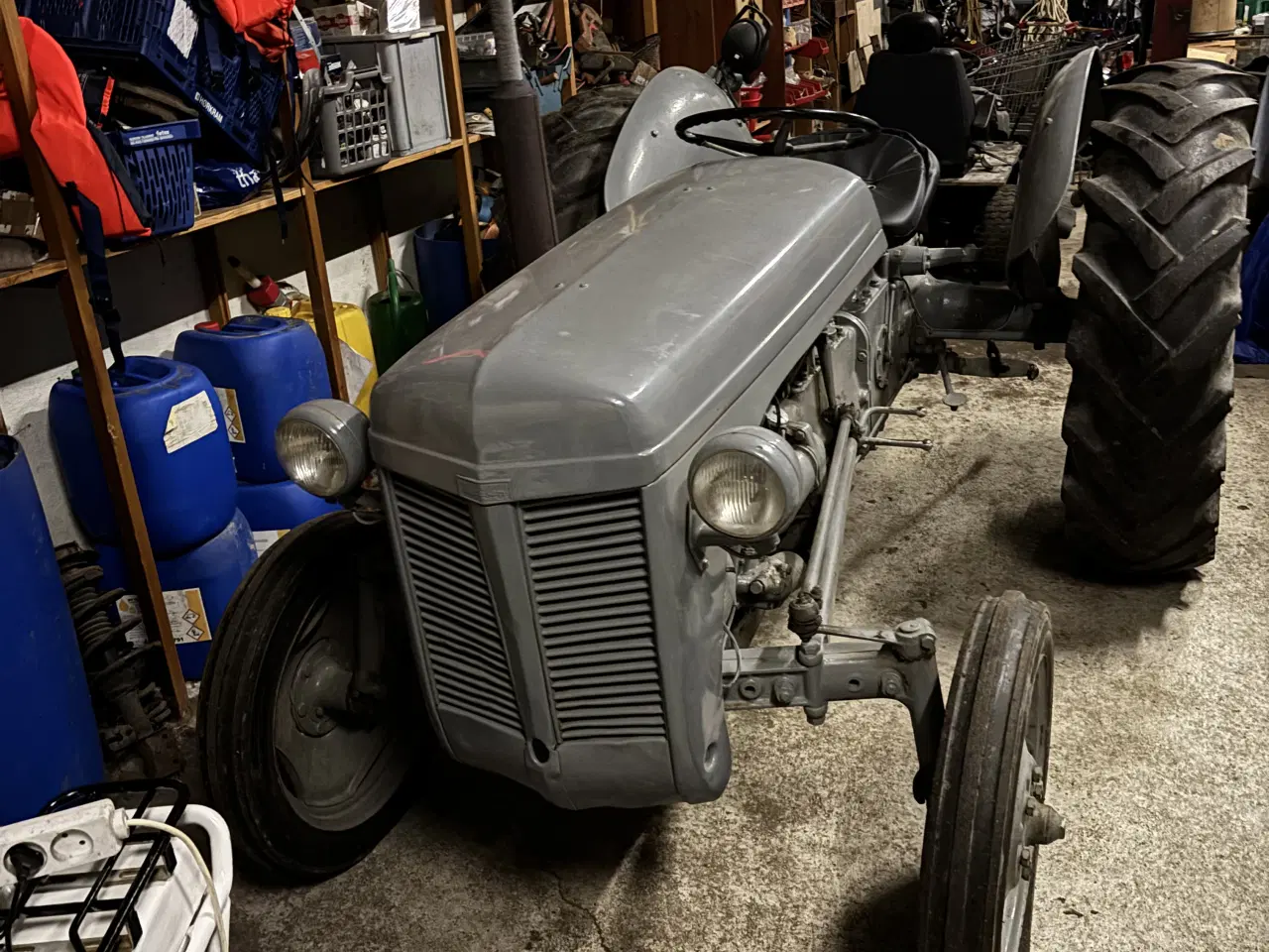 Billede 2 - Grå Massey Ferguson 