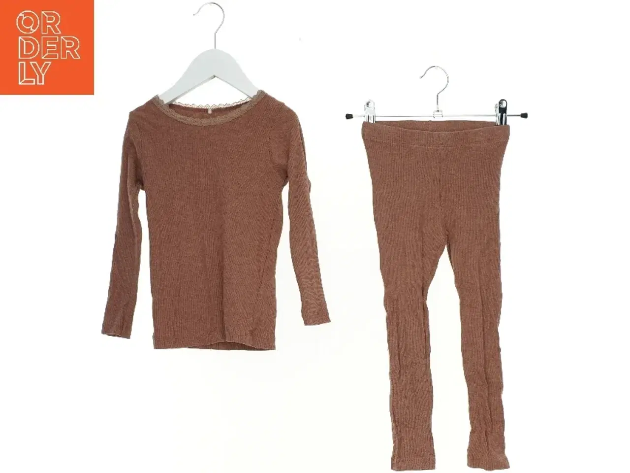 Billede 1 - Sæt (2 stk.) fra Name It (str. 104 cm)