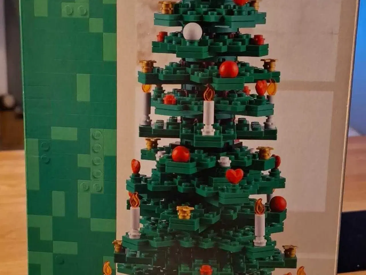 Billede 1 - Lego juletræ