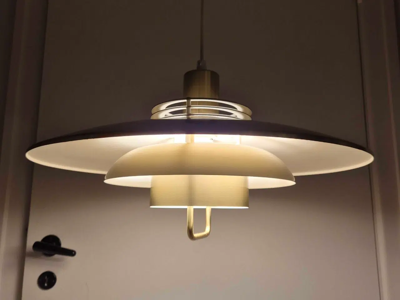 Billede 2 - Flerskærmspendel i gyldent messing 