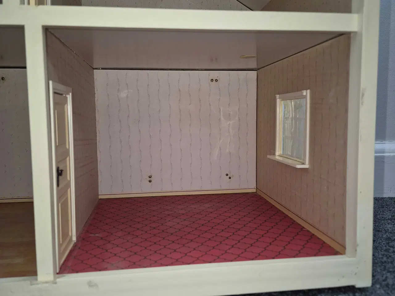 Billede 9 - Dallas lundby dukkehus + kassen