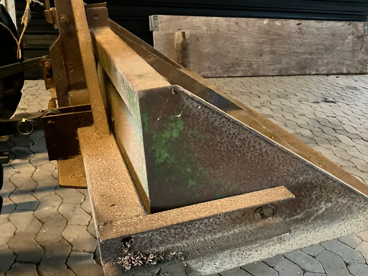 Billede 3 - JOS bagtipskovl