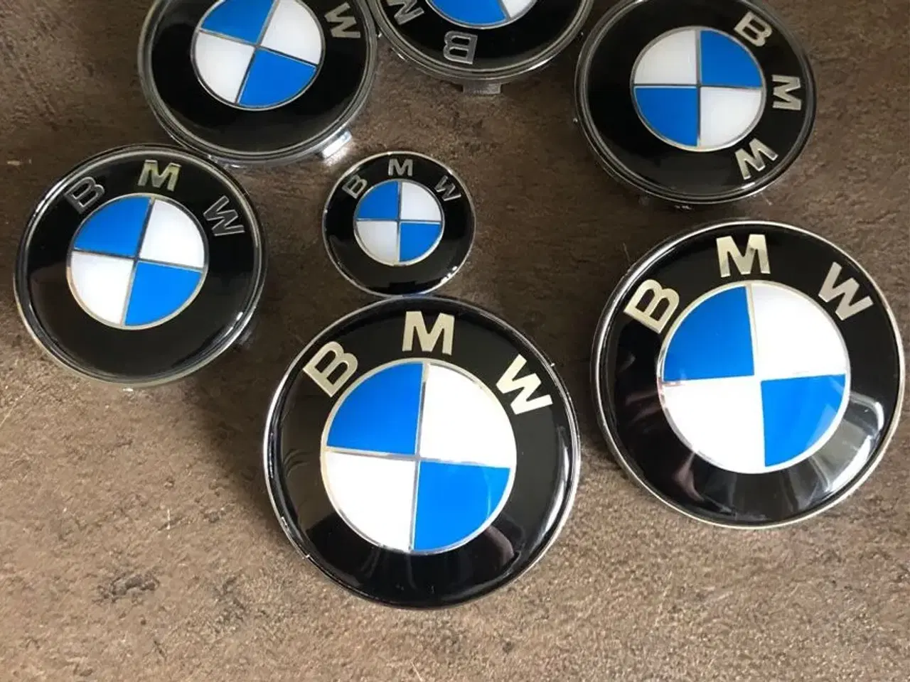 Billede 3 - BMW emblemer / logo