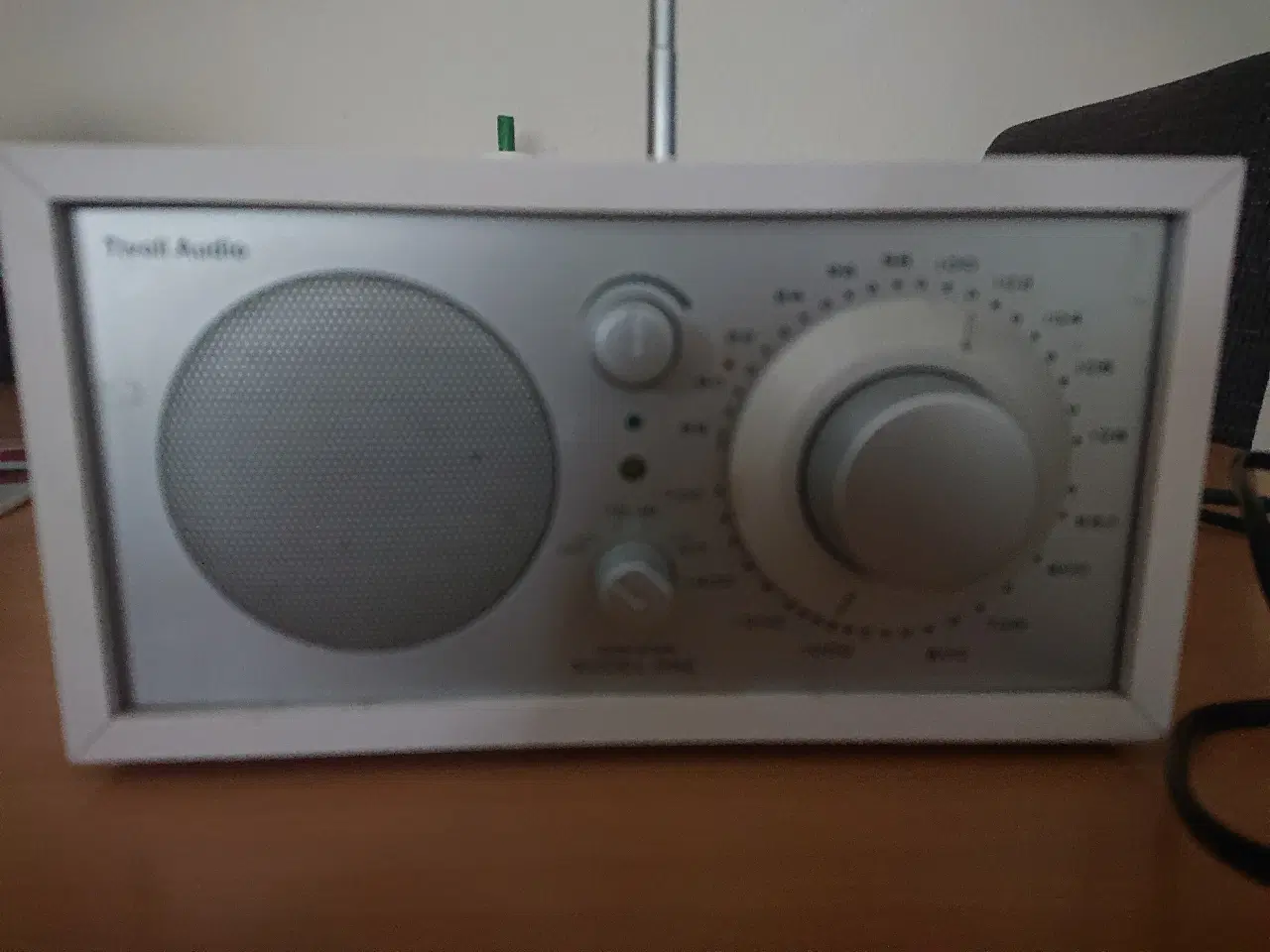 Billede 1 - Tivoli audio model one radio sælges 