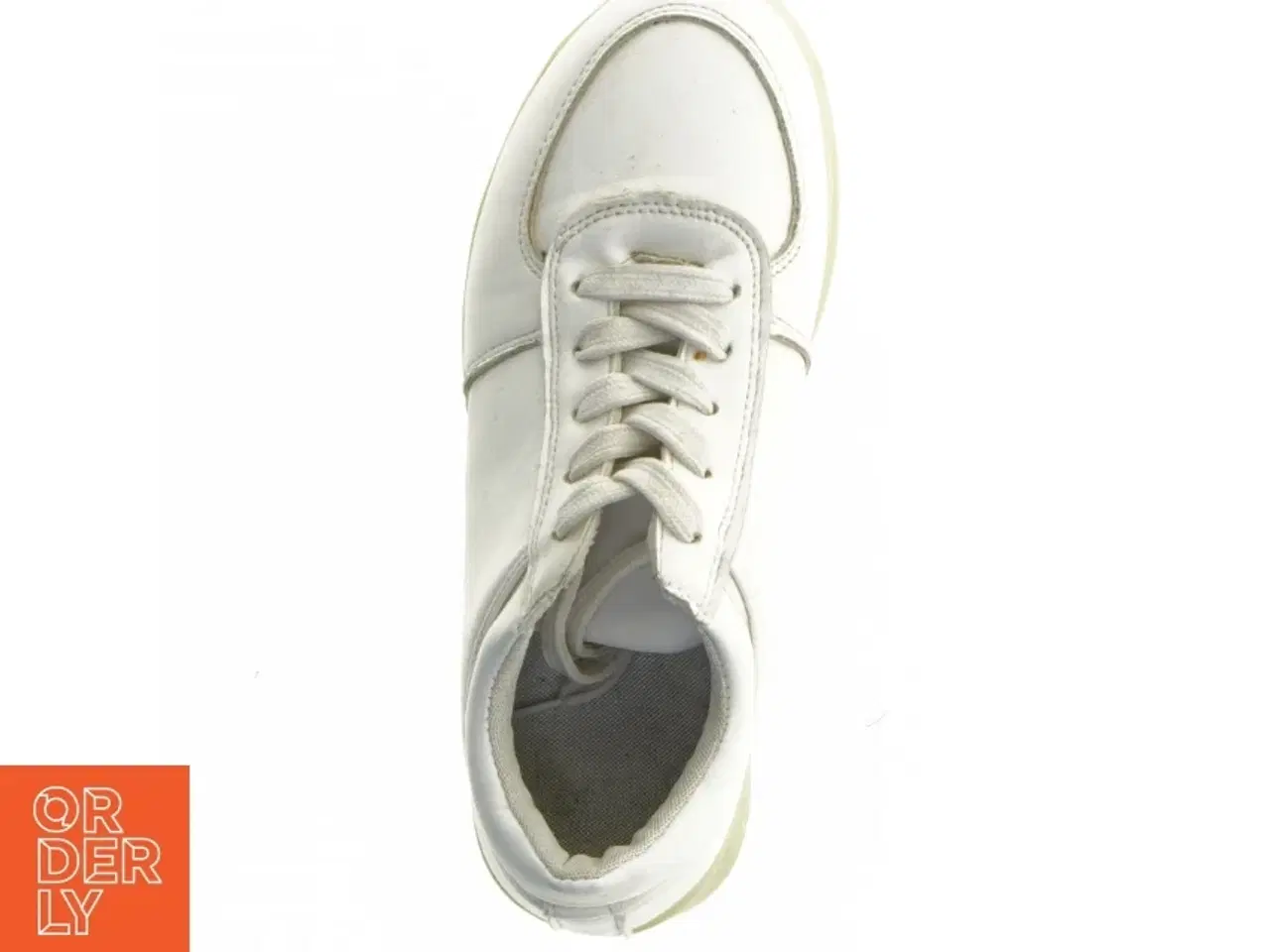 Billede 8 - Hvide sneakers (str. 3)