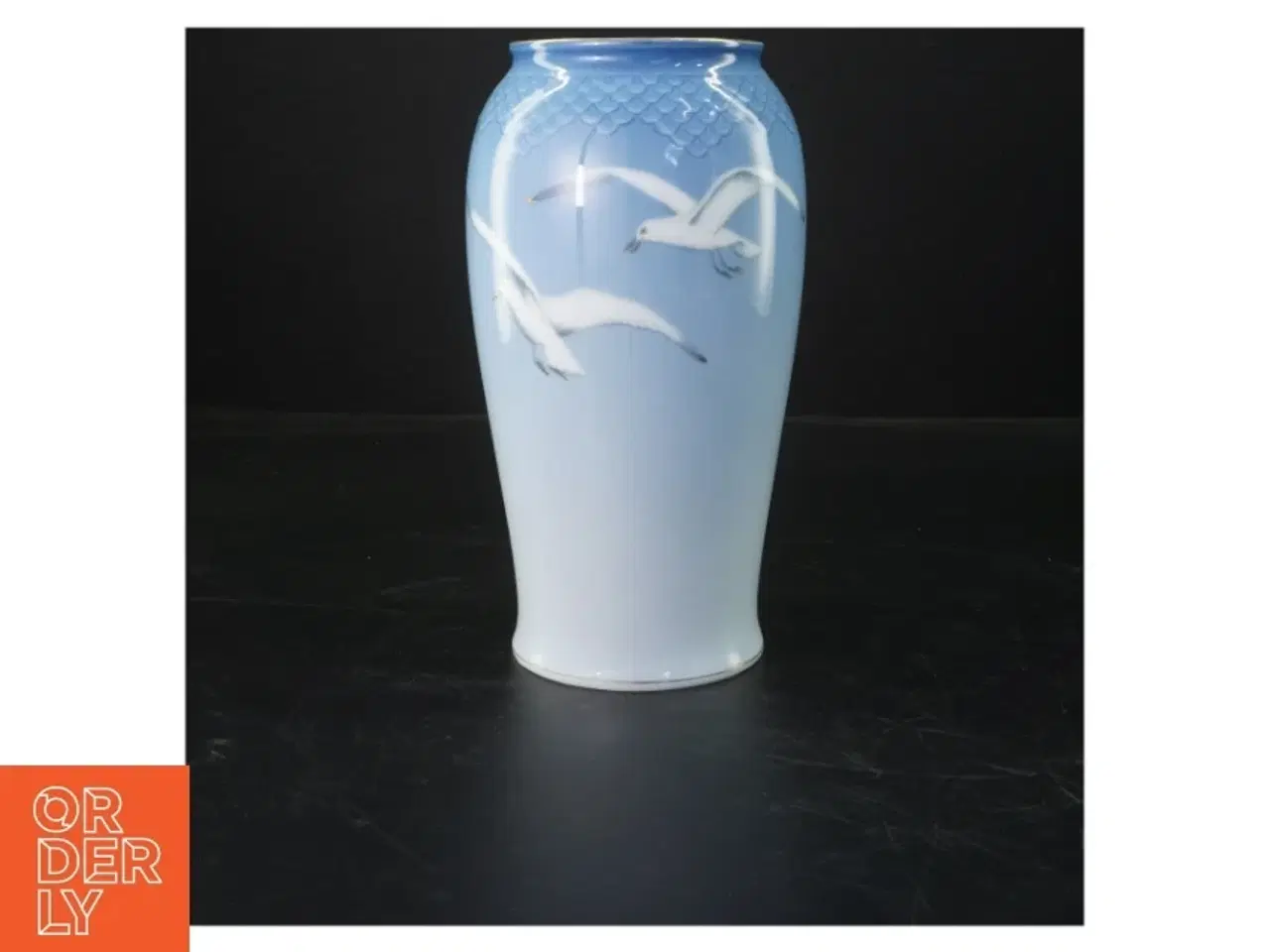 Billede 1 - Blå vase med måge motiv fra B&G (str. 21 cm)