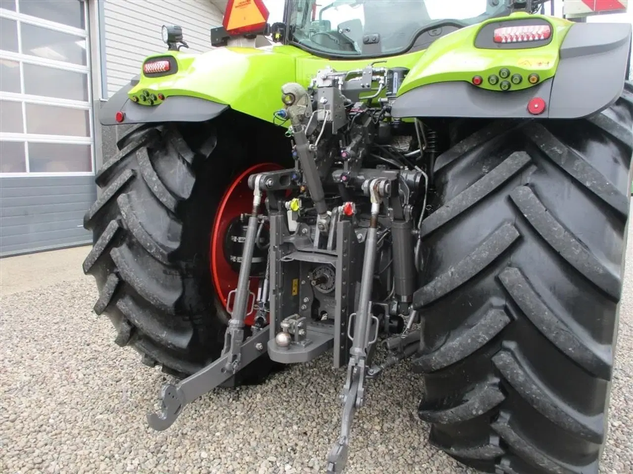 Billede 4 - CLAAS AXION 870 CMATIC  med frontlift og front PTO, GPS ready