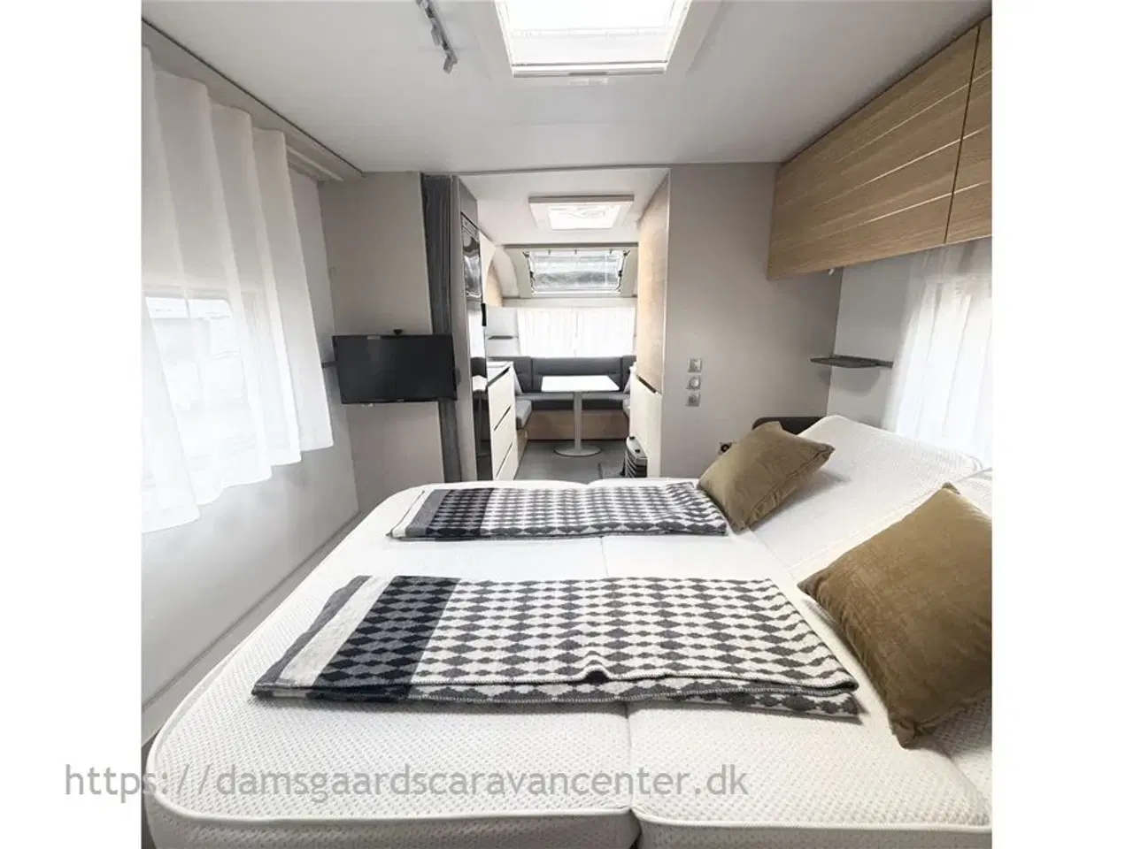 Billede 15 - 2021 - Adria Adora 613 UT   Queensbed-Gulvtemp.-Endebad--Telt