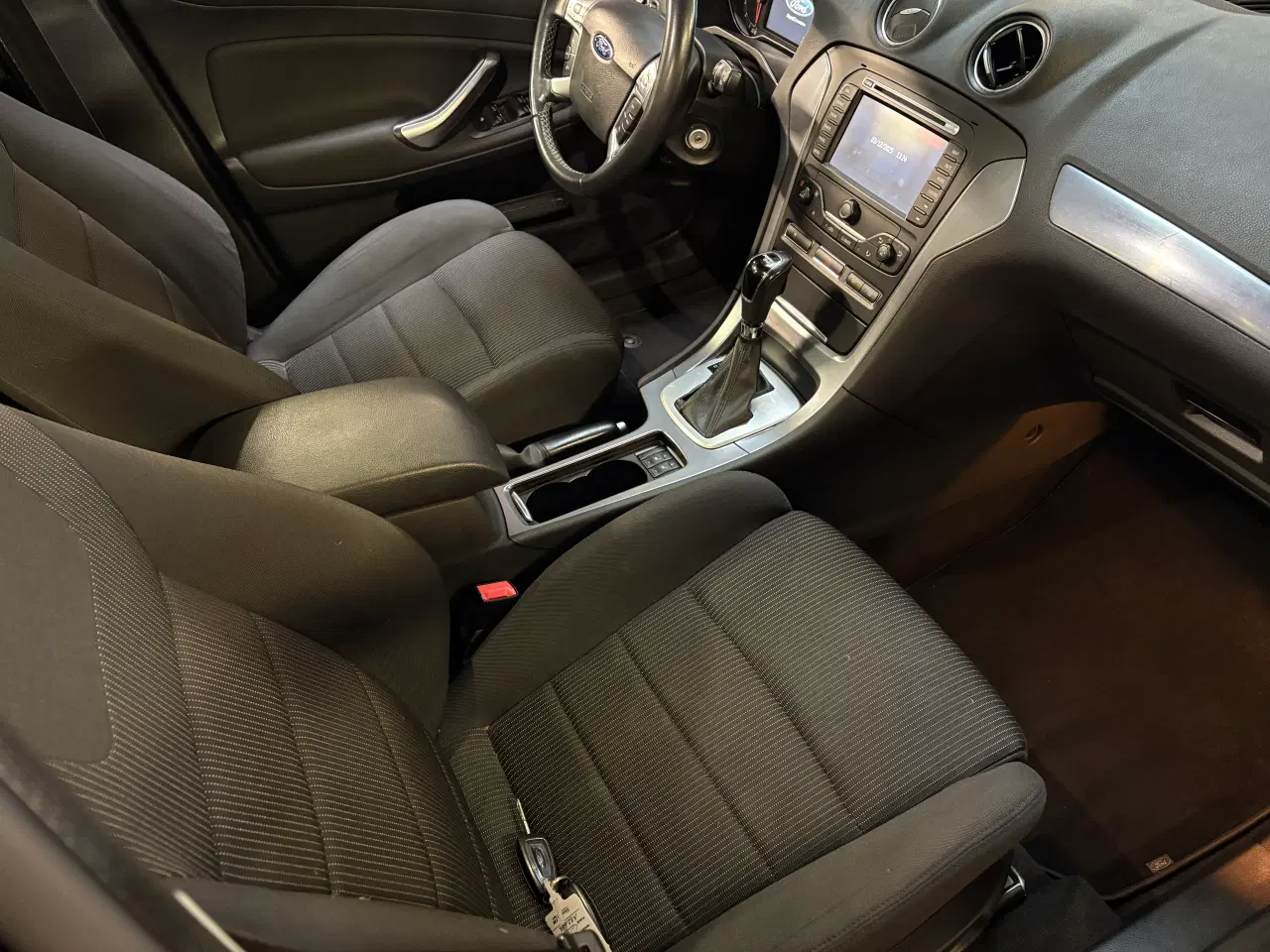 Billede 12 - Ford Mondeo 2,0i St. Car Aut 239 HK benzin Nysynet