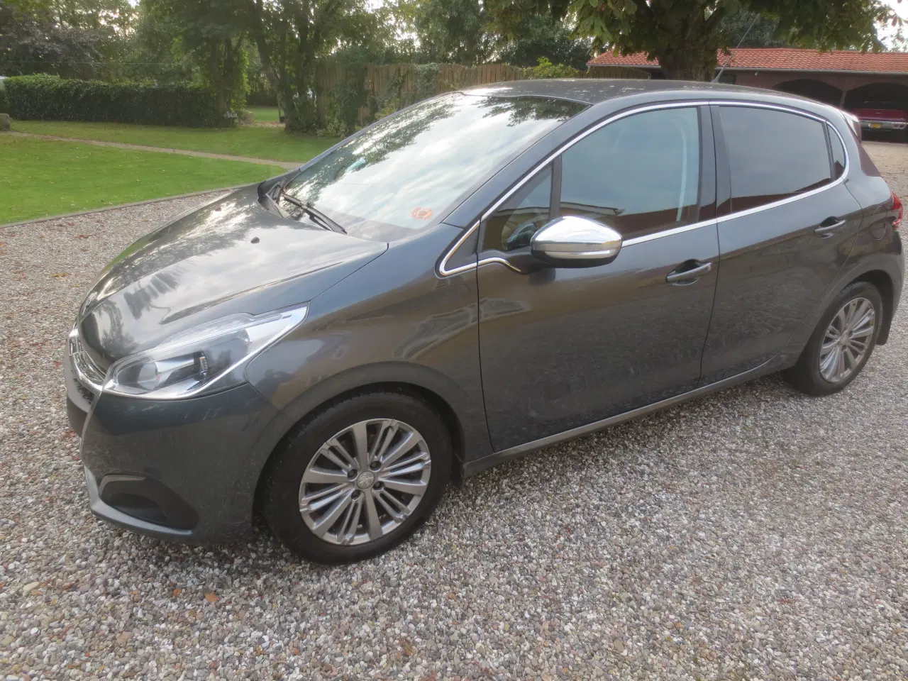 Billede 1 - Peugeot 208 1.6 BLUE HDi År 2017. 