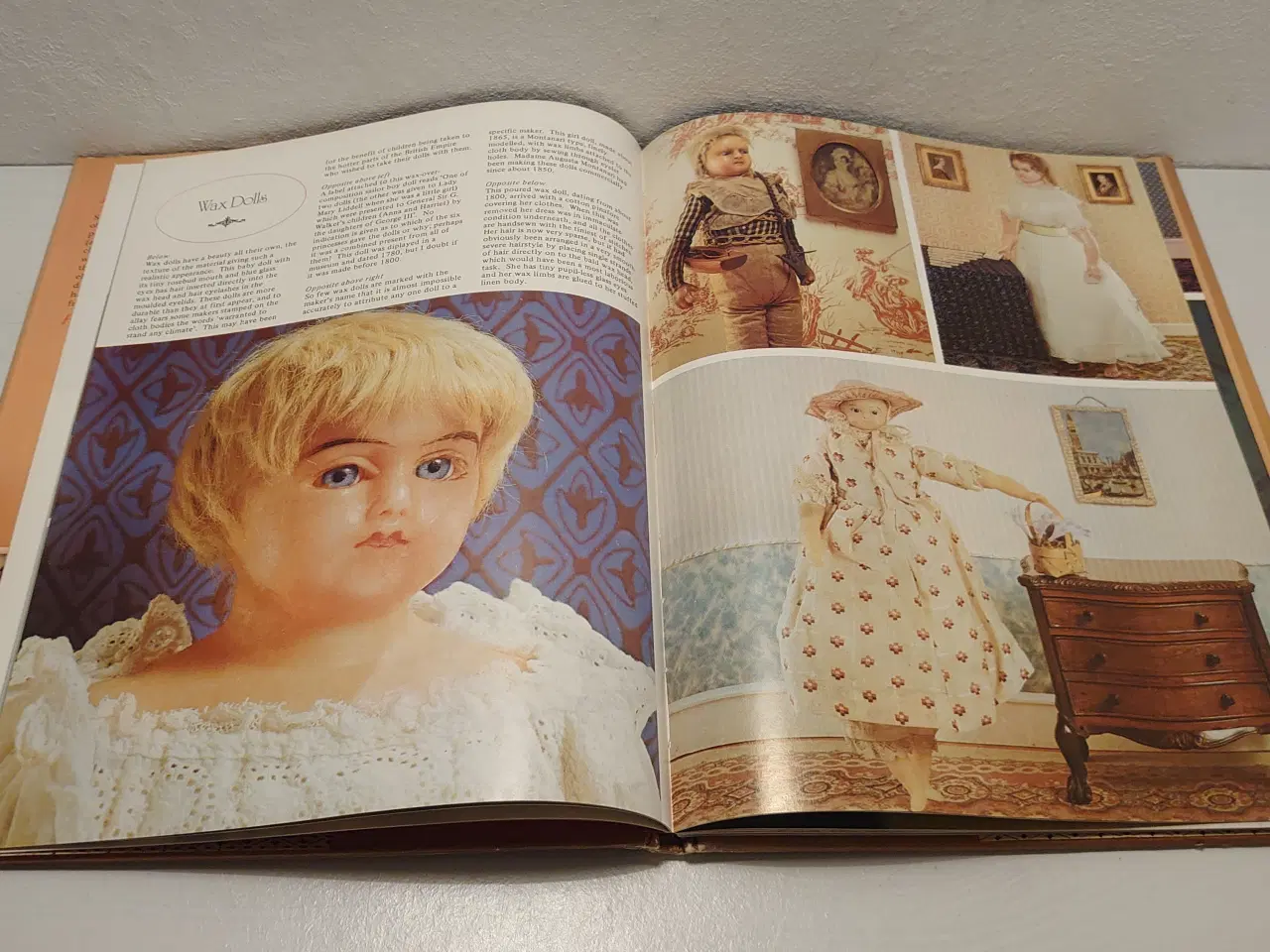 Billede 4 - Kay Desmonde:All colour Book of Dolls. 100 fotos.