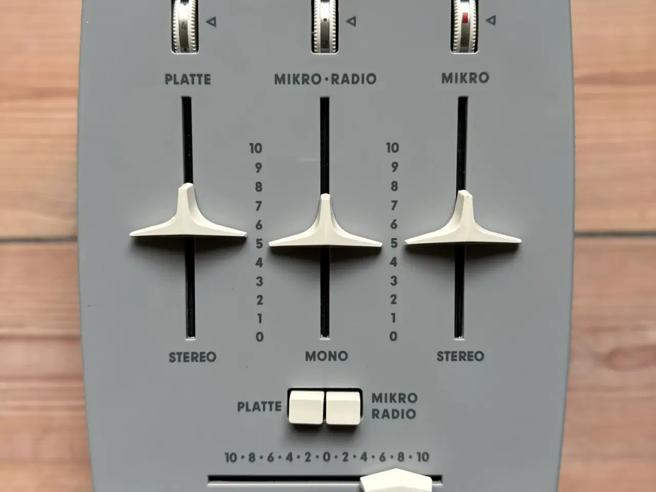 Billede 7 - Vintage Grundig Stereo Mixer 608 med original æske