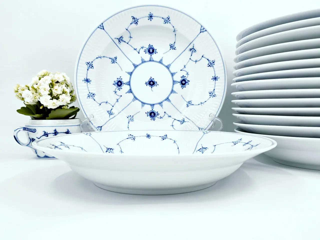 Billede 4 - Musselmalet Riflet Dyb Tallerken/ Pastatallerken