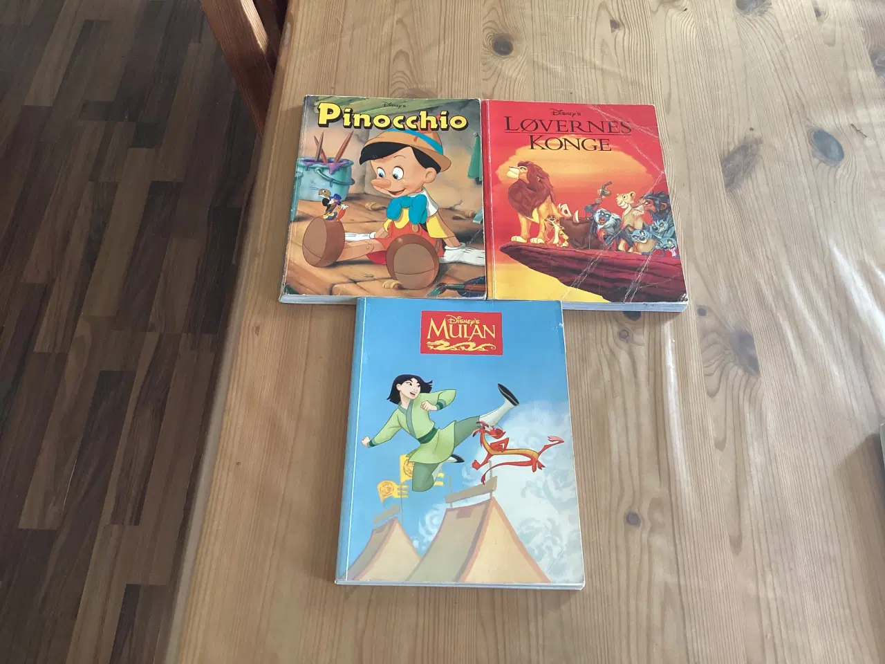 Billede 2 - Disney Bøger