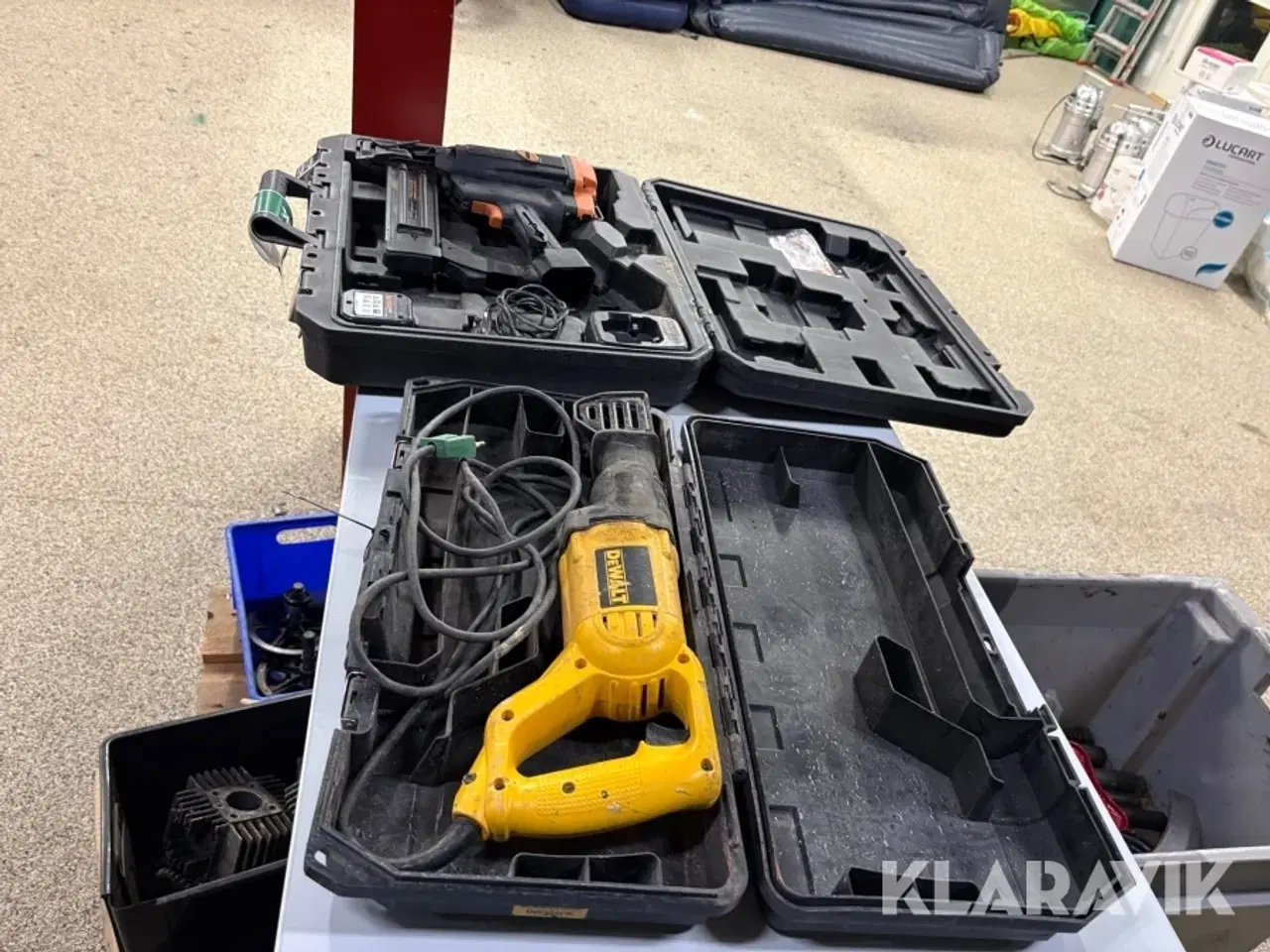 Billede 2 - Sømpistol og bajonetsav Tjep