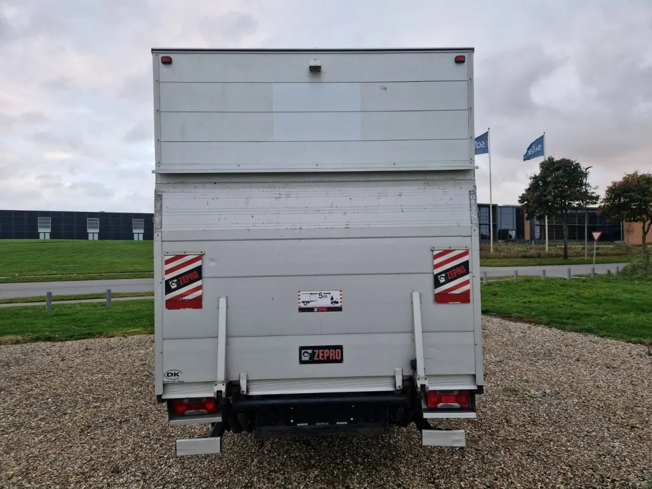 Billede 4 - Iveco Daily 2,3 35S16 Alukasse m/lift AG8