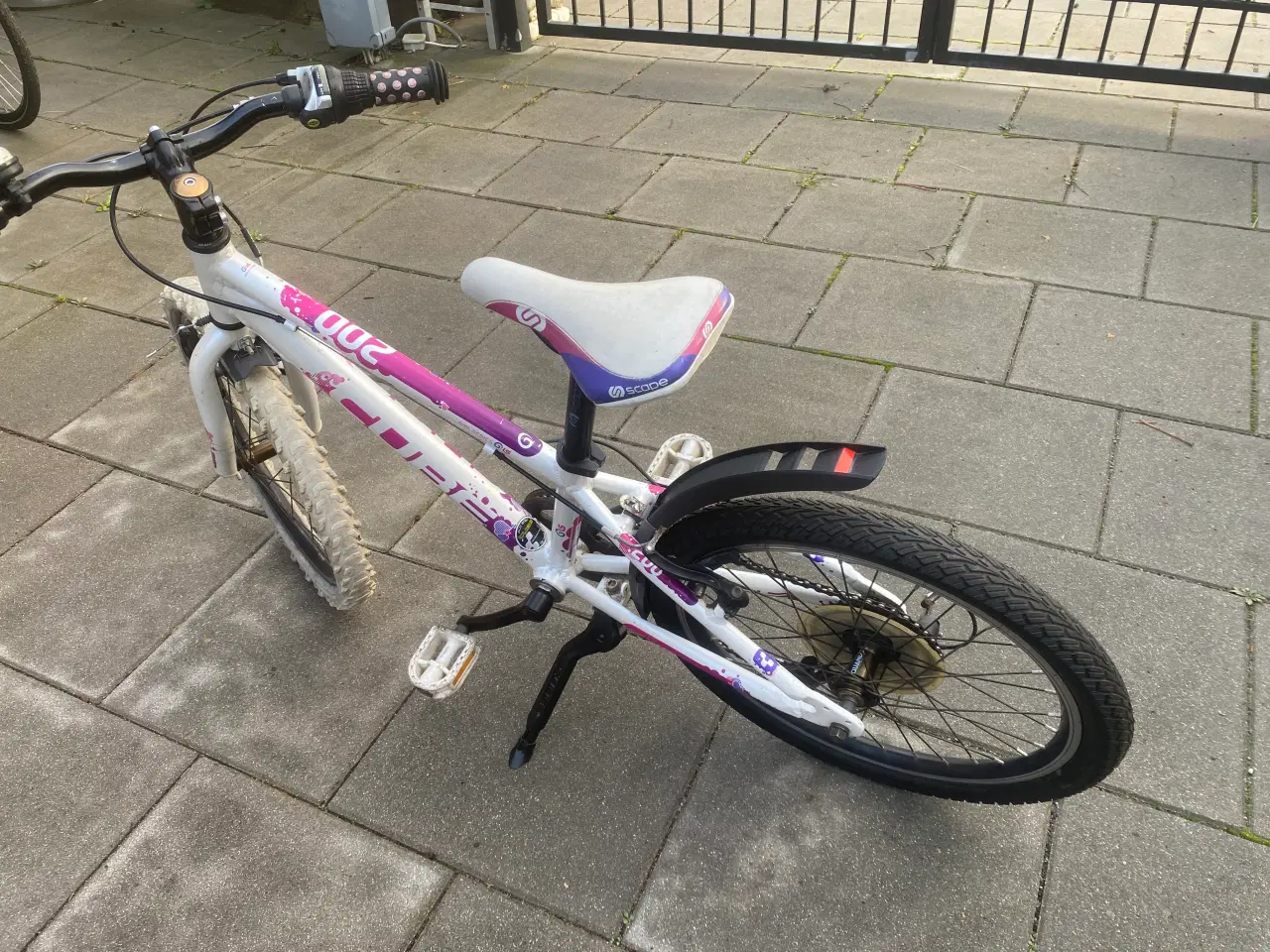 Billede 7 - Købt til 4100 kr 20 tommer prinsesse cykel