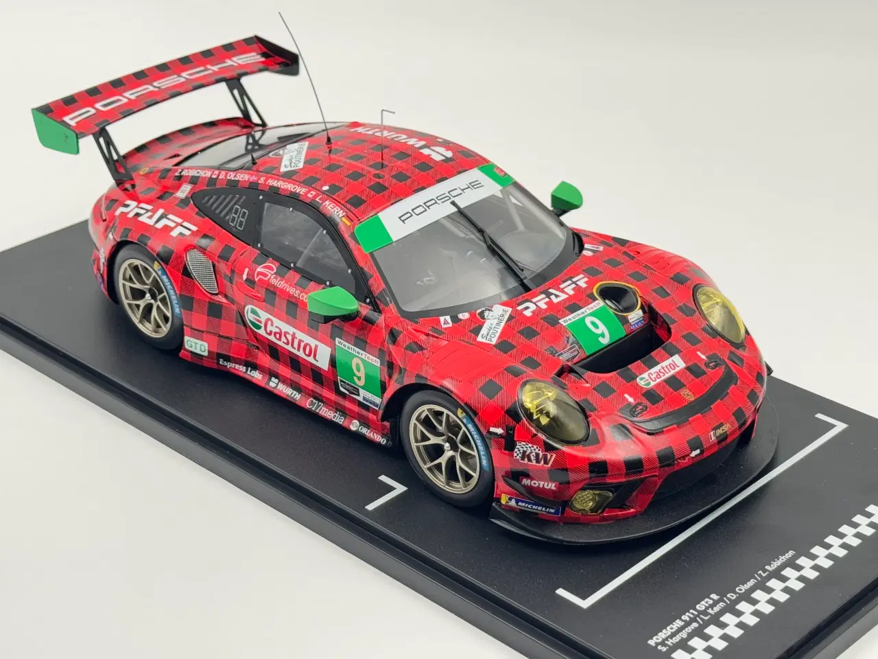 Billede 3 - 2019 Porsche 911 GT3 R #9 24h Daytona - 1:18 
