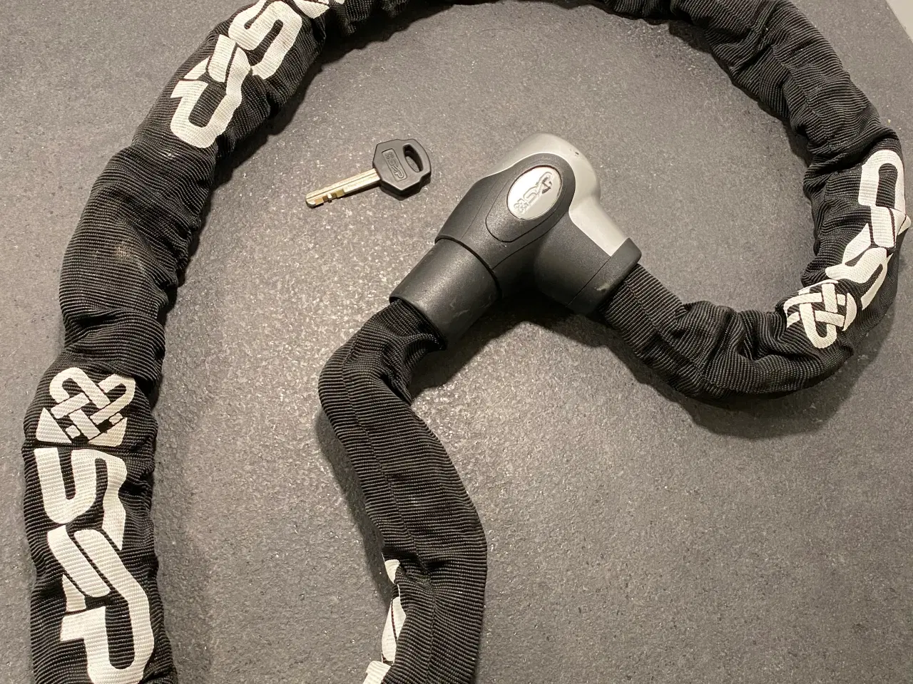 Billede 1 - Kraftig kædelås til knallert/scooter